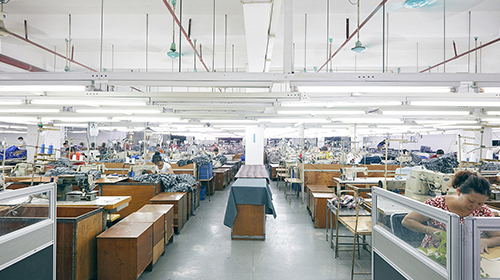 生產車間-柏力嘉制衣